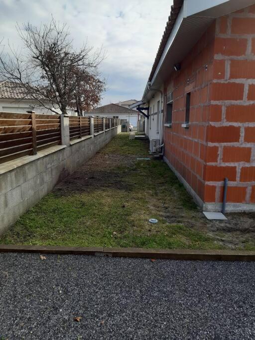 Studio De 35 M2 Parentis-en-Born Exterior foto
